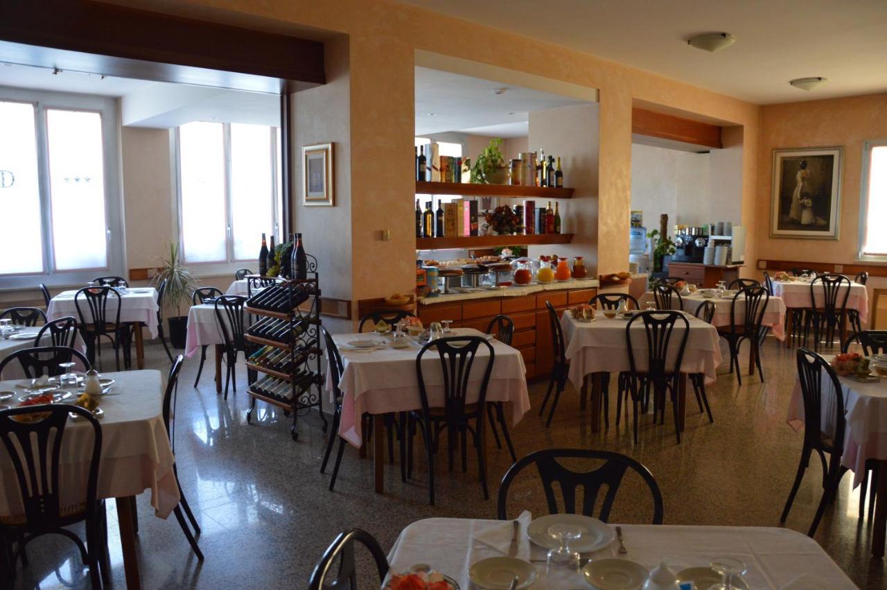 Hotel Diga Marina di Ravenna Exterior photo